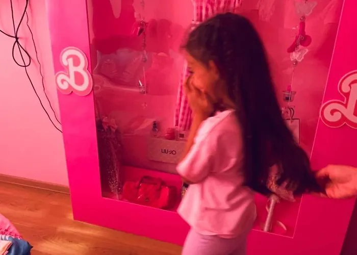 Barbie-themed 3bdr Penthouse Near The Beach, Apartment Nessebar