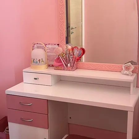 Apartment Barbie-themed 3bdr Penthouse Near The Beach,
