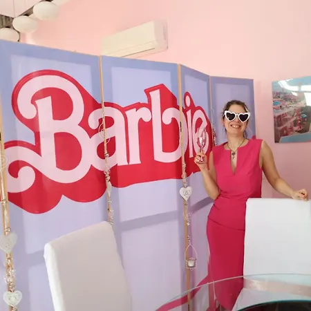 Barbie-themed 3bdr Penthouse Near The Beach, Апартаменти