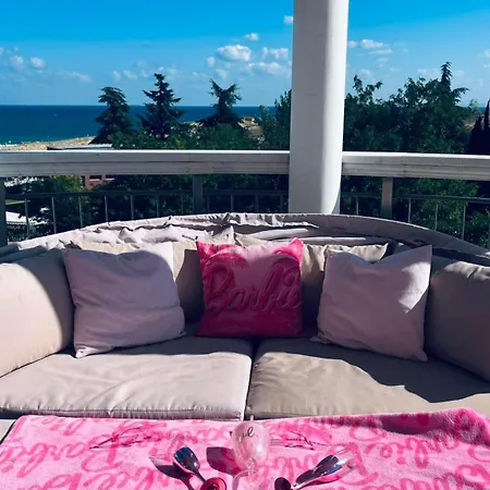 Barbie-themed 3bdr Penthouse Near The Beach, * Несебир