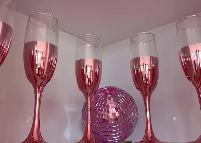 公寓 Barbie-themed 3bdr Penthouse Near The Beach,